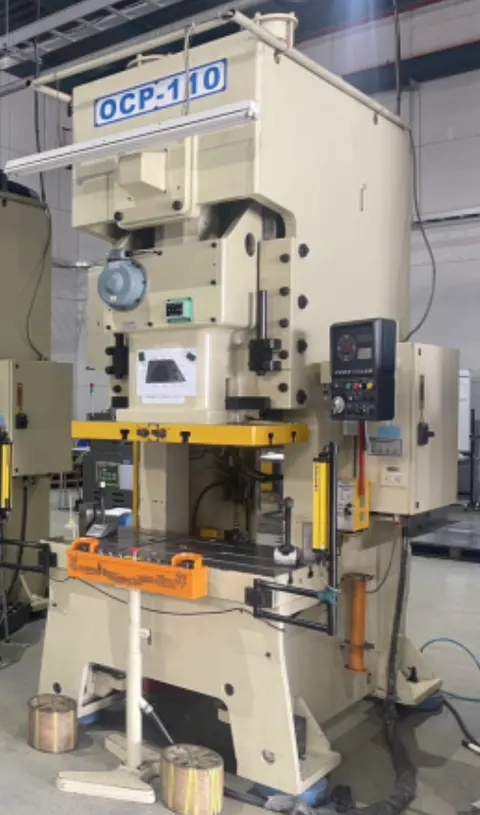 機械沖床（110 Ton Press）
